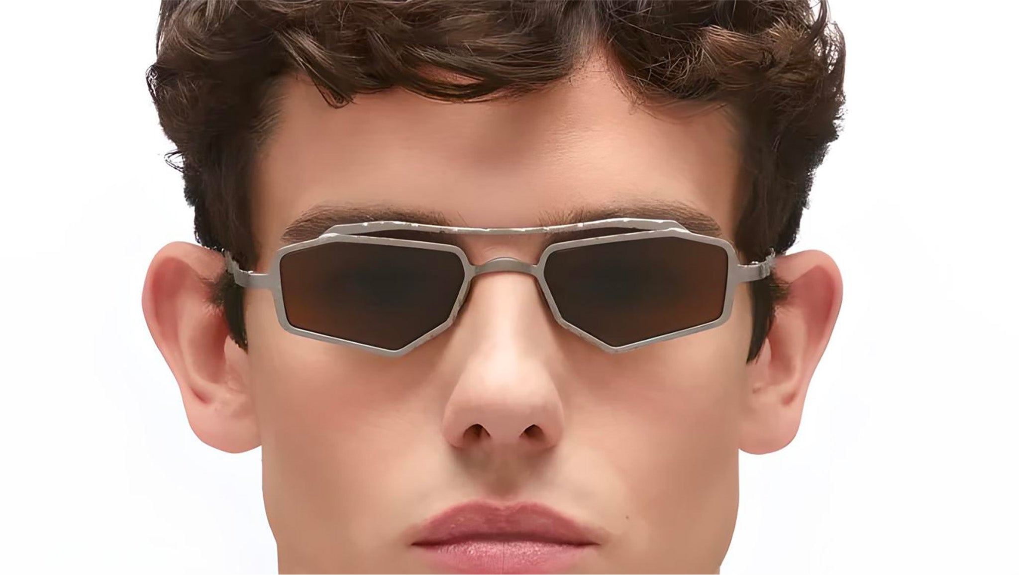 8057509366047_7.jpg