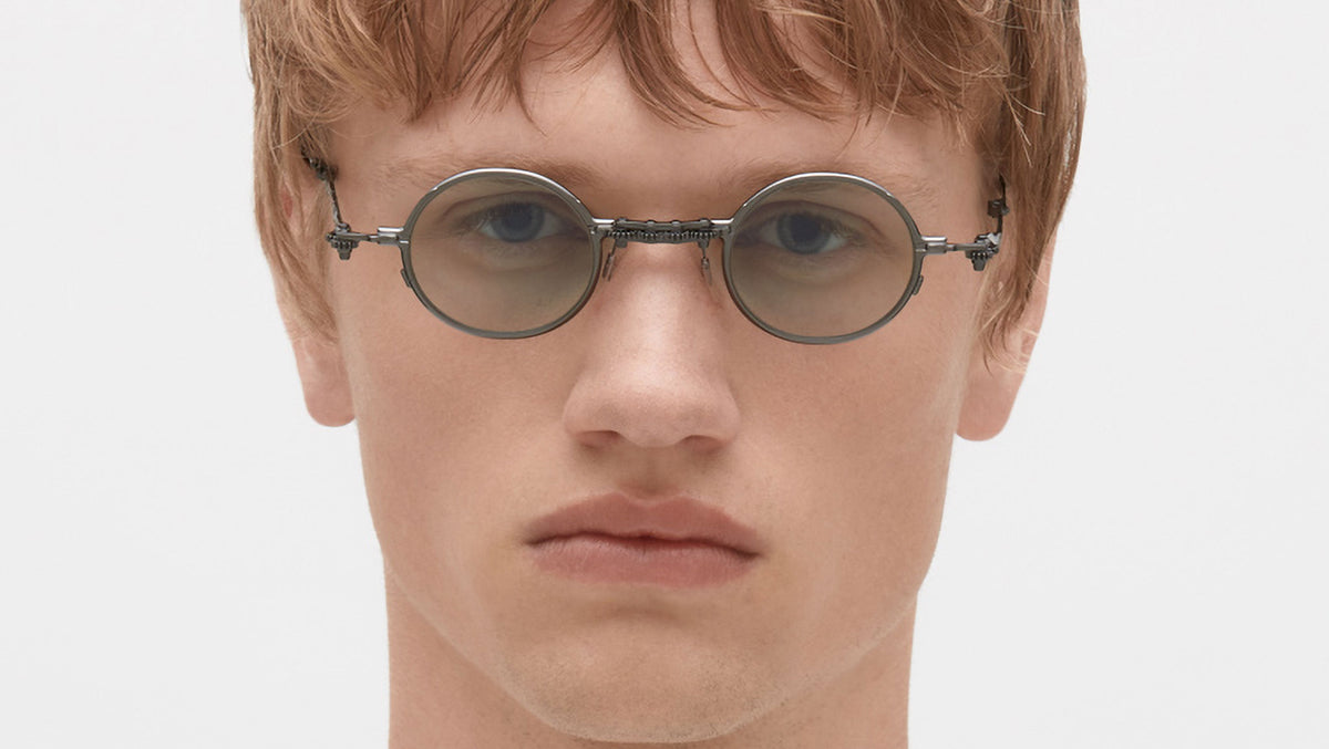 H83 RH Gunmetal