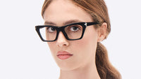 Cassandra (53) 01