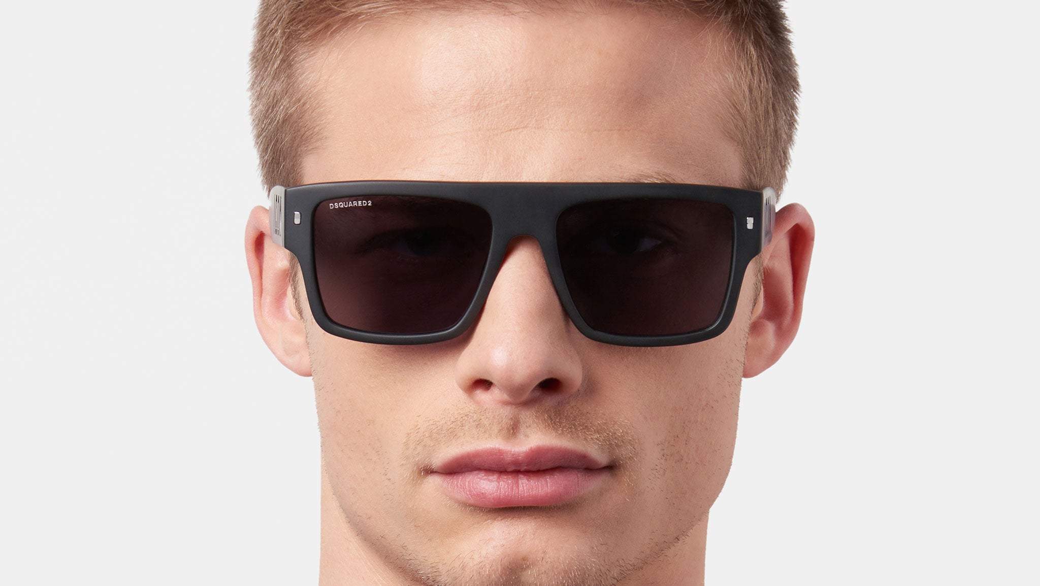 ICON 0003/S 003 T4