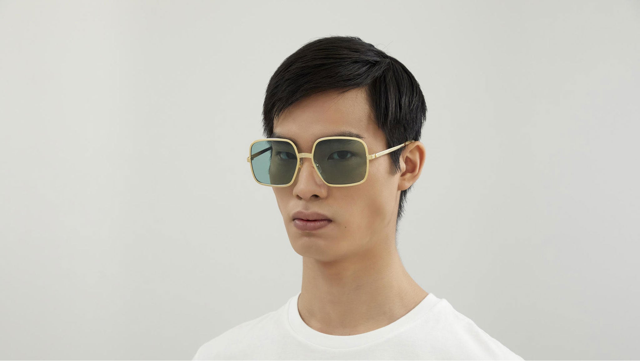 GG1063S 002 shiny gold