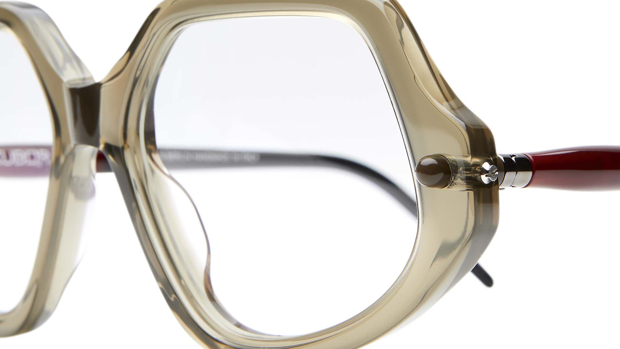 P20 OL Transparent Olive